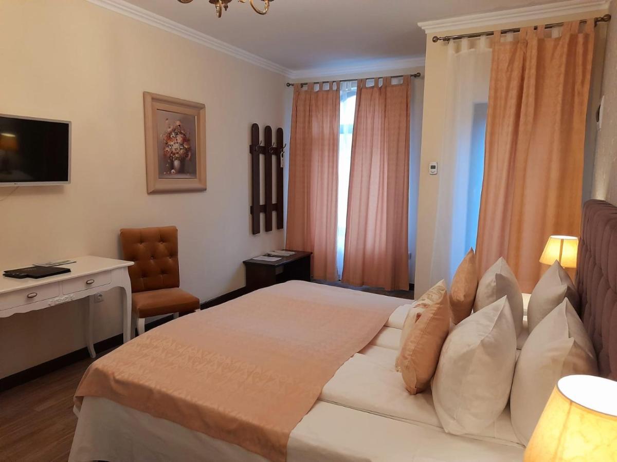 Villa Boutique Alina Déva Kültér fotó